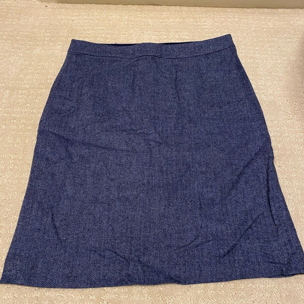Wool skirt